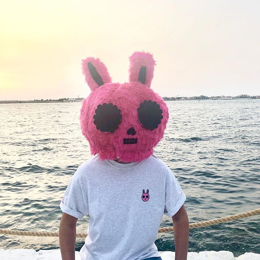 Lola [I-D Sleeve] T-Shirt - NOMS LIFE